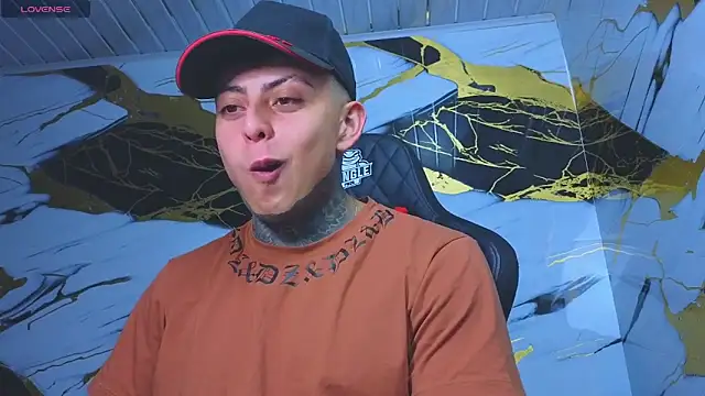 Kevin22 222 online show from 09-30-25, 04:29