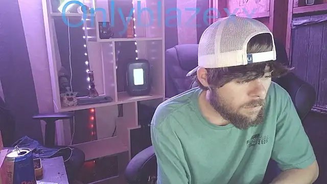 OnlyBlazexx online show from 01-17-26, 03:32