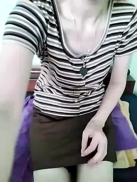 Snapshot of Luxcute286 chatting on 06-11-26, 02:53 Luxcute286 online show from 06-11-26, 02:53
