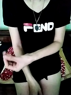 Luxcute286 online show from 07-21-26, 12:02