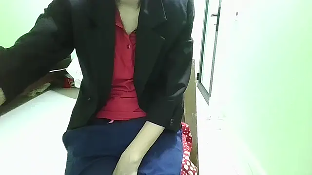 Luxcute286 online show from 10-24-25, 11:37