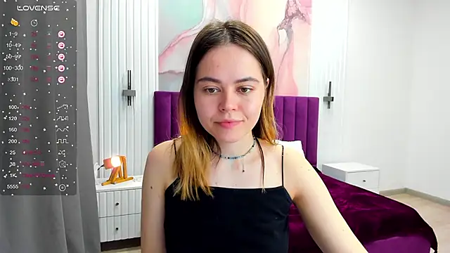 Snapshot of Kelly_Cuutie chatting on 03-22-25, 05:17 Kelly Cuutie online show from 03-22-25, 05:17