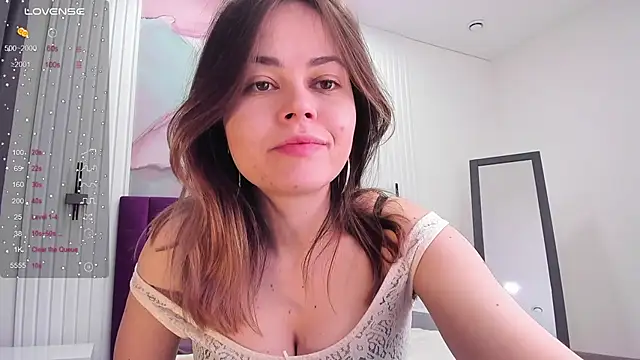Snapshot of Kelly_Cuutie chatting on 02-25-25, 04:57 Kelly Cuutie online show from 02-25-25, 04:57