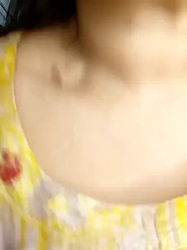 Snapshot of Tishani chatting on 02-09-25, 12:39 Tishani online show from 02-09-25, 12:39