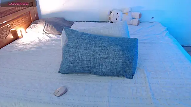 Baby Claraa online show from 03-31-26, 05:20