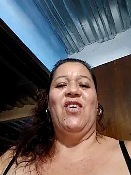 Snapshot of Fulopp15 chatting on 10-28-25, 07:57 Fulopp15 online show from 10-28-25, 07:57