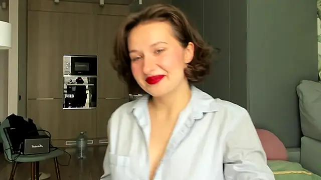 Lilith lutherlow online show from 09-27-25, 11:49