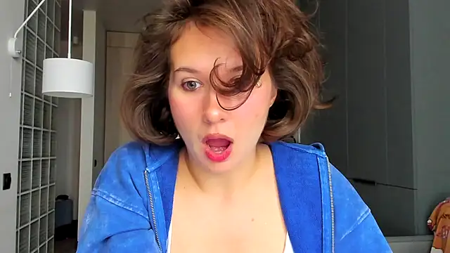 Lilith lutherlow online show from 09-30-25, 01:17