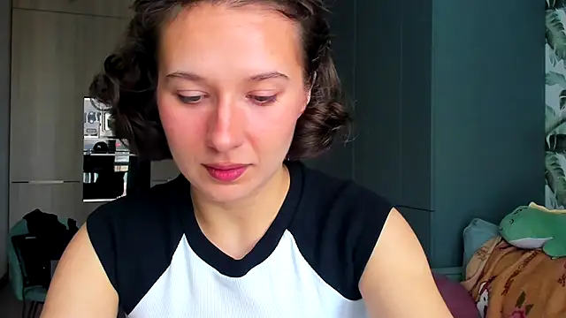 Lilith lutherlow online show from 10-02-25, 10:51