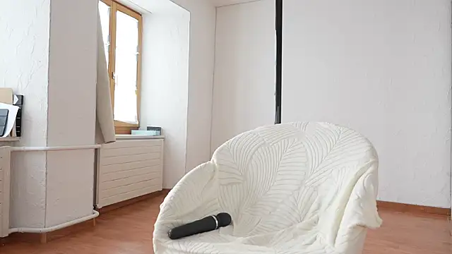 missdaisydiamond777 online show from 01-06-26, 09:35