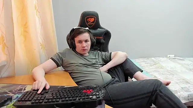 iliaskrislove online show from 03-07-26, 01:27