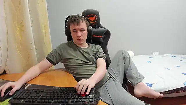 Snapshot of iliaskrislove chatting on 01-07-26, 04:28 iliaskrislove online show from 01-07-26, 04:28