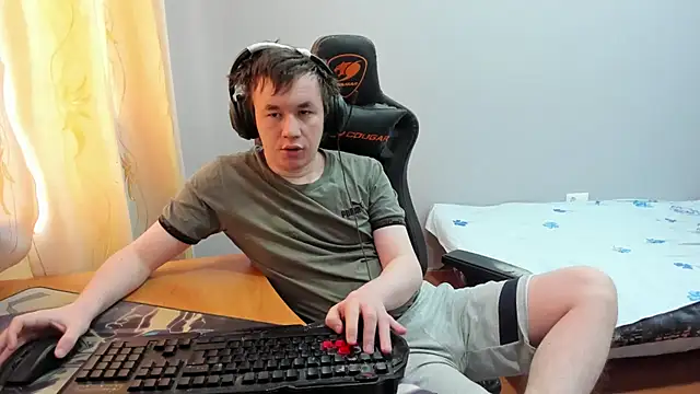 Snapshot of iliaskrislove chatting on 01-18-26, 07:56 iliaskrislove online show from 01-18-26, 07:56