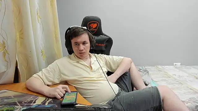 Snapshot of iliaskrislove chatting on 02-27-26, 06:08 iliaskrislove online show from 02-27-26, 06:08