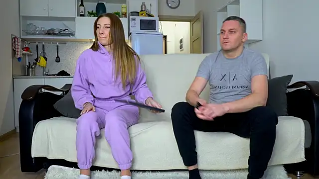 littlesweettifany online show from 01-10-26, 11:49