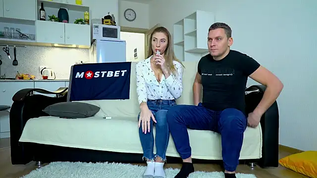 Snapshot of littlesweettifany chatting on 12-22-24, 09:22 littlesweettifany online show from 12-22-24, 09:22