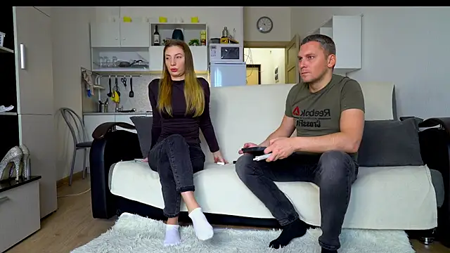 Snapshot of littlesweettifany chatting on 10-28-25, 11:09 littlesweettifany online show from 10-28-25, 11:09