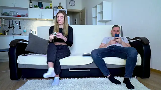 Snapshot of littlesweettifany chatting on 03-21-25, 12:50 littlesweettifany online show from 03-21-25, 12:50