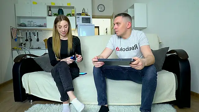 Snapshot of littlesweettifany chatting on 03-10-25, 01:43 littlesweettifany online show from 03-10-25, 01:43