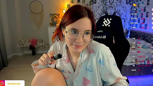 Snapshot of callmekatesmith chatting on 01-21-25, 12:15 callmekatesmith online show from 01-21-25, 12:15