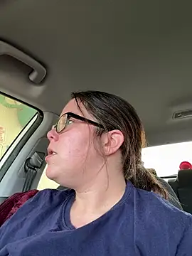 FreakNastyLacie online show from 05-04-26, 06:55