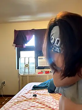 FreakNastyLacie online show from 11-18-25, 03:37