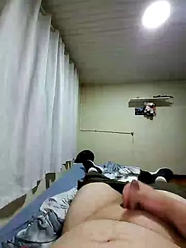 Snapshot of gordinhopp chatting on 01-16-25, 05:55 gordinhopp online show from 01-16-25, 05:55