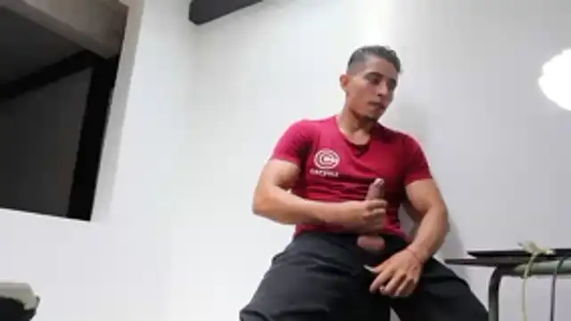 SeanToro online show from 01-10-26, 05:08