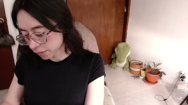 emily pearl  online show from 10-15-25, 07:33