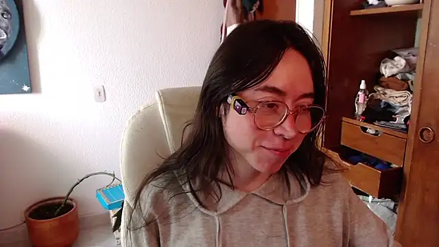 emily pearl  online show from 01-09-26, 02:57