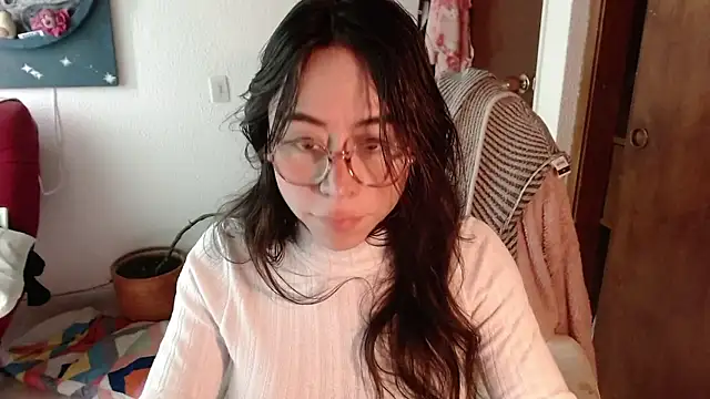 emily pearl  online show from 01-10-26, 12:44