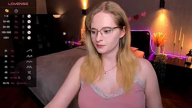 Aemilia  online show from 03-07-26, 08:43