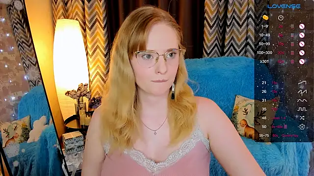 Aemilia  online show from 12-17-25, 08:19