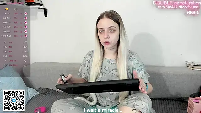 Alice Halle online show from 01-14-26, 12:14