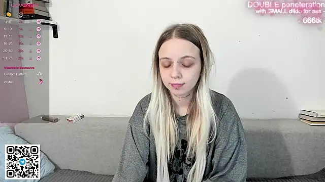 Alice Halle online show from 01-18-26, 01:42