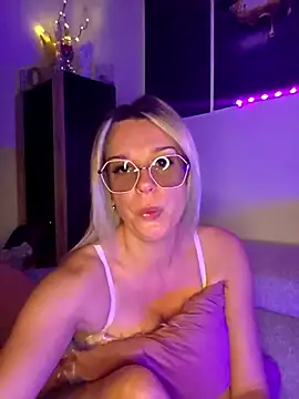 SpicyVicky online show from 03-13-26, 05:45