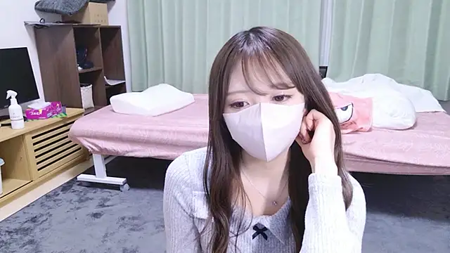 yuki-chi online show from 11-14-25, 01:48