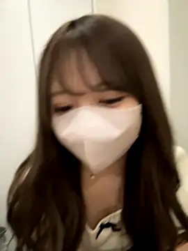Snapshot of yuki-chi chatting on 10-09-25, 01:22 yuki-chi online show from 10-09-25, 01:22