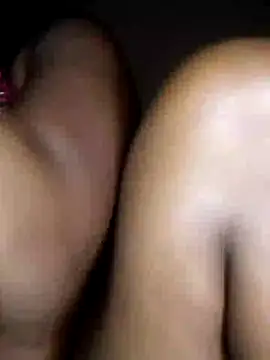 Snapshot of zaynlovena chatting on 09-21-25, 03:44 zaynlovena online show from 09-21-25, 03:44