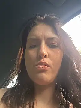 Snapshot of Linalicious chatting on 07-14-26, 05:08 Linalicious online show from 07-14-26, 05:08