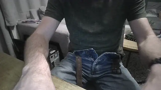 Snapshot of Michealtje85 chatting on 11-27-25, 10:43 Michealtje85 online show from 11-27-25, 10:43