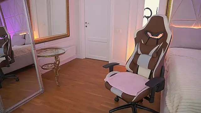 CozyMell online show from 03-24-26, 02:28