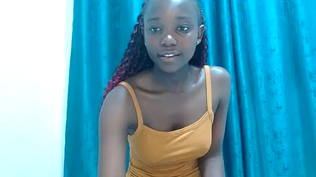Snapshot of Latiffagodess chatting on 07-18-26, 05:49 Latiffagodess online show from 07-18-26, 05:49