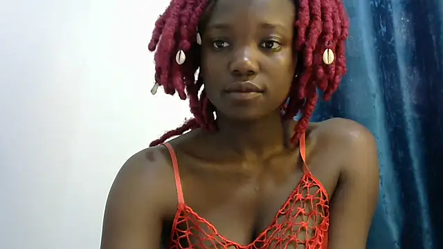 Latiffagodess online show from 01-14-26, 05:44