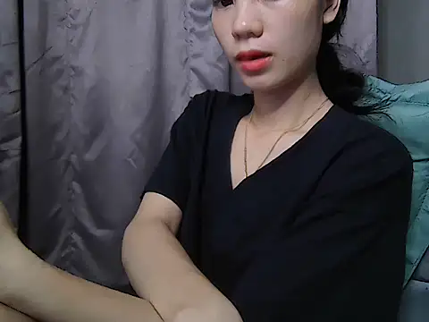 Ladygirrl22 online show from 10-15-25, 09:06