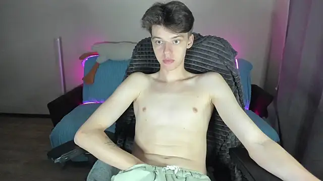 Snapshot of Liam_sexy1 chatting on 09-28-25, 07:32 Liam sexy1 online show from 09-28-25, 07:32