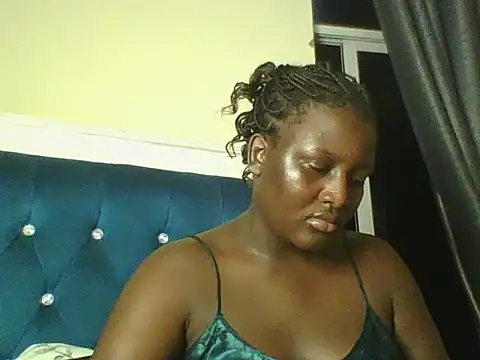 Snapshot of Heavy_ass chatting on 03-16-26, 06:10 Heavy ass online show from 03-16-26, 06:10