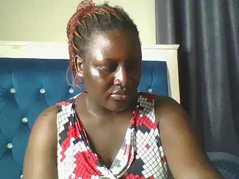 Snapshot of Heavy_ass chatting on 07-12-26, 02:40 Heavy ass online show from 07-12-26, 02:40