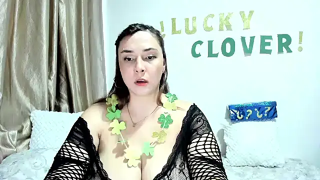 SuzyGamingFairy online show from 03-16-26, 10:45