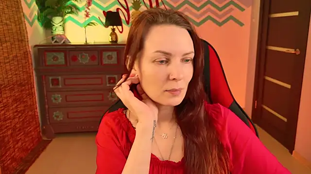 VandaRossi online show from 11-21-25, 10:03